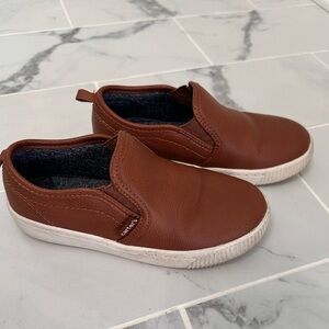 Carters Casual sneakers 12